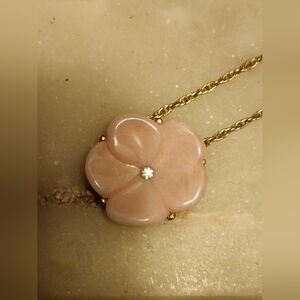 Vintage Avon Lotus Blossom Pendant Necklace Gold Tone Chain